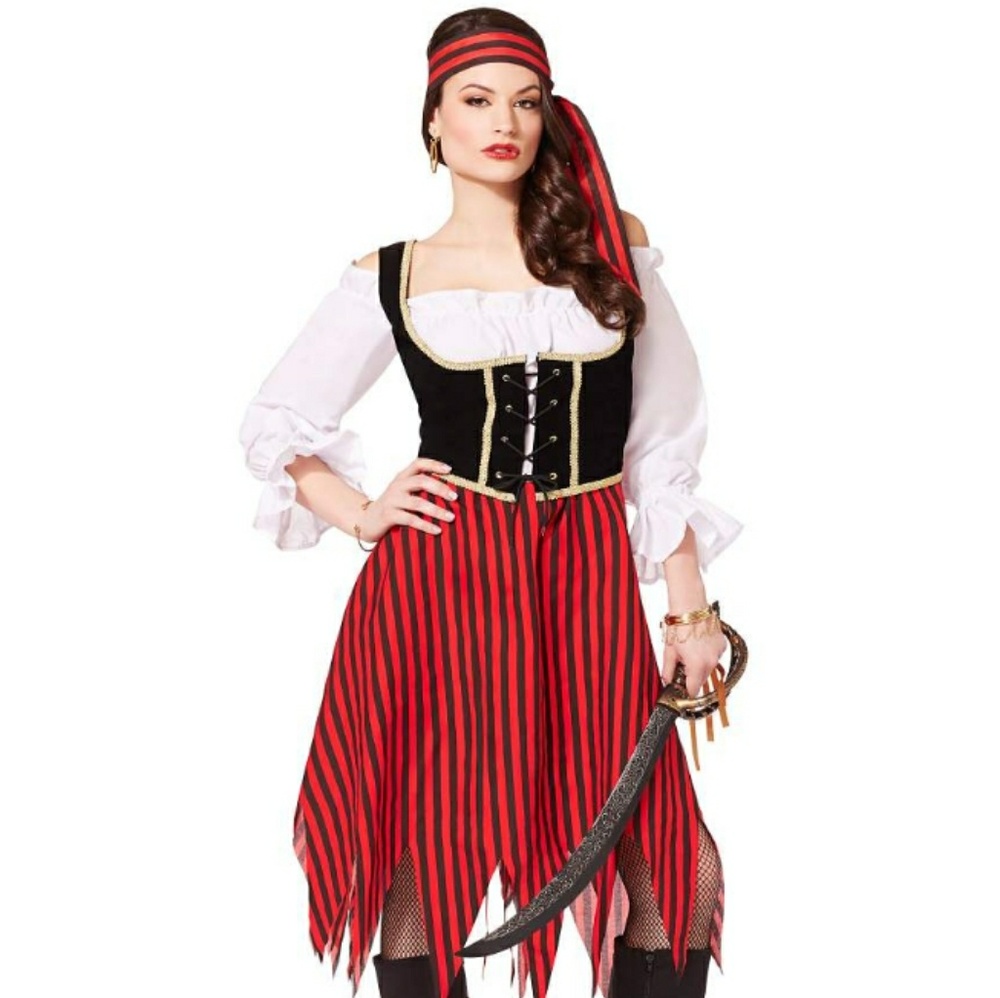 "Buccaneer Beauty" Pirate Costume